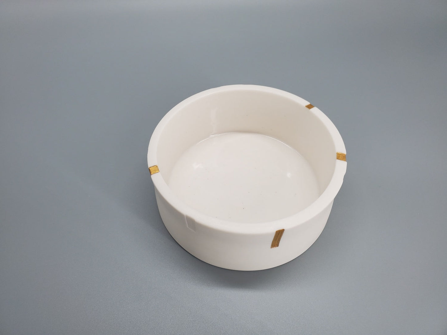 Cylindre en porcelaine