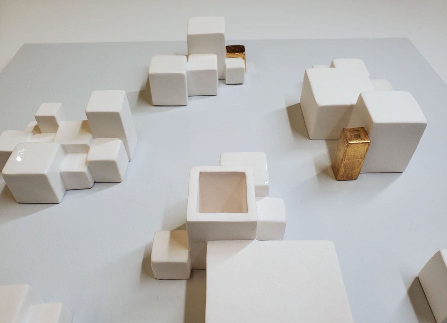 Panneau mural gris pâle